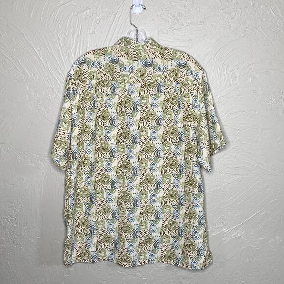 Margaritaville Silk Linen Button Up Size Large - Picture 2 of 4
